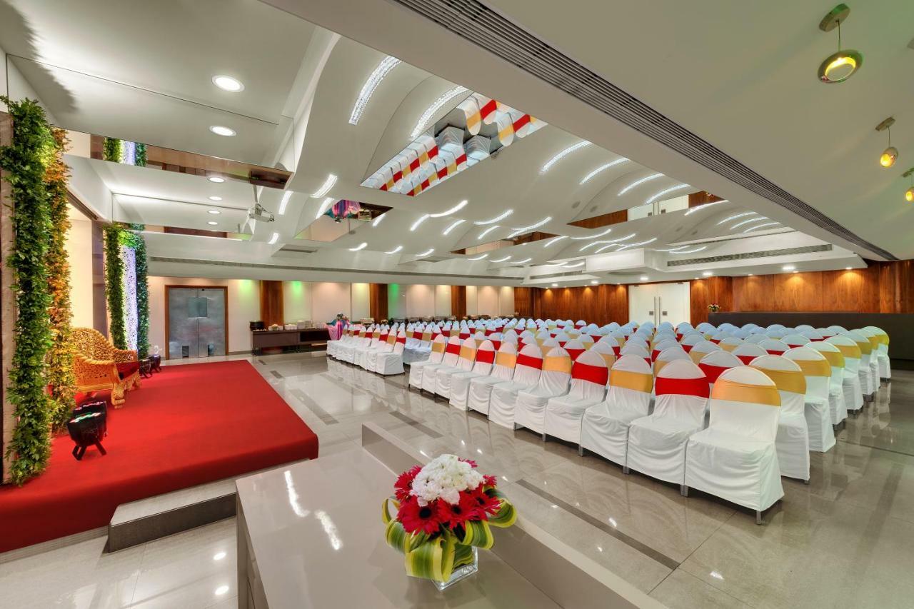 The Fern Residency Hotel 4*
